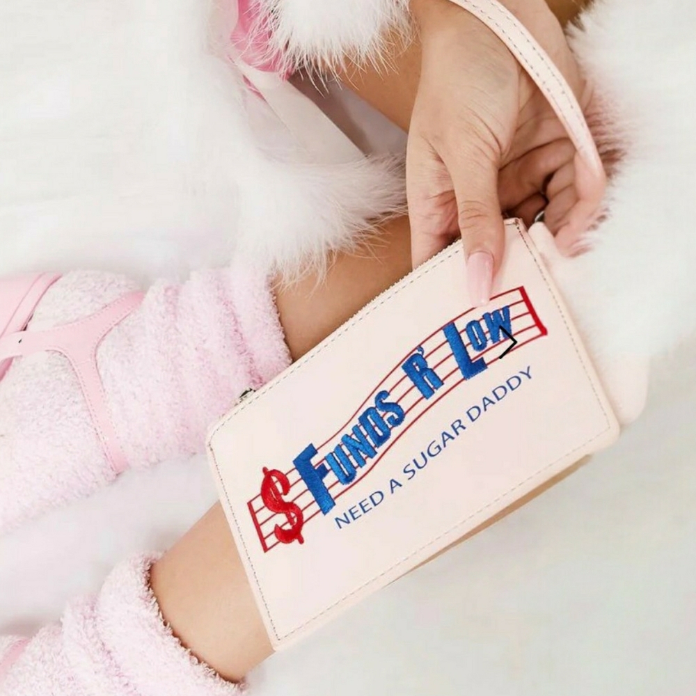 NWT! 'FUNDS ARE LOW NEED A SUGAR DADDY' Pink Wristlet Clutch - Picture 3 of 3